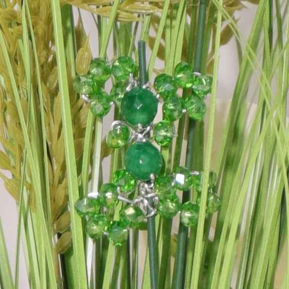 Aranjament din flori artificiale Echilibru | Trandafiri real touch | Bijuterie jade, cristale verzi | AF0006 Aranjament din flori artificiale Echilibru | Trandafiri real touch | Bijuterie jade, cristale verzi | AF0006