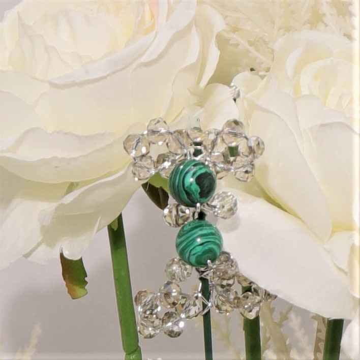 Aranjament din flori artificiale Echilibru | Trandafiri real touch | Bijuterie malachit, cristale fumurii | AF0009 Aranjament din flori artificiale Echilibru | Trandafiri real touch | Bijuterie malachit, cristale fumurii | AF0009