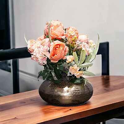 Aranjament din flori artificiale Dinamic | Trandafiri real touch | Bijuterie perla roz, cristale portocalii | AF0120