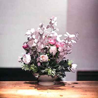 Aranjament din flori artificiale Armonie | Trandafiri real touch | Bijuterie agata indiana, cristale roz | AF0088