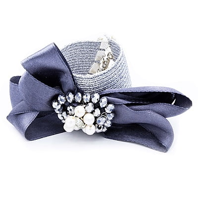 Bratara argintie cu funda din mătase gri | Cristale argintii | Strasuri și perle albe strălucitoare | Inchizătoare toggle din metal argintie | Br-0033