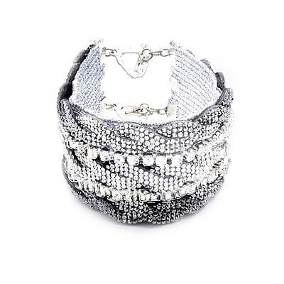 Bratara lata cu strasuri argintiu deschis și argintiu închis | Inchizătoare toggle argintie | Structura plata | Handmade | BR0043