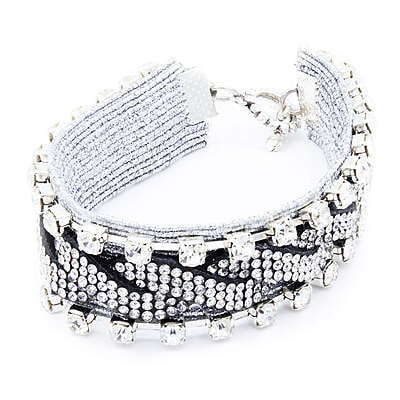 Bratara cu strasuri argintiu deschis și argintiu închis | Inchizătoare toggle argintie | Structura plata | Handmade | BR0056